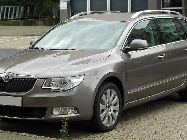 Škoda Superb Combi II 2010, 2.0 TDi 103kW
